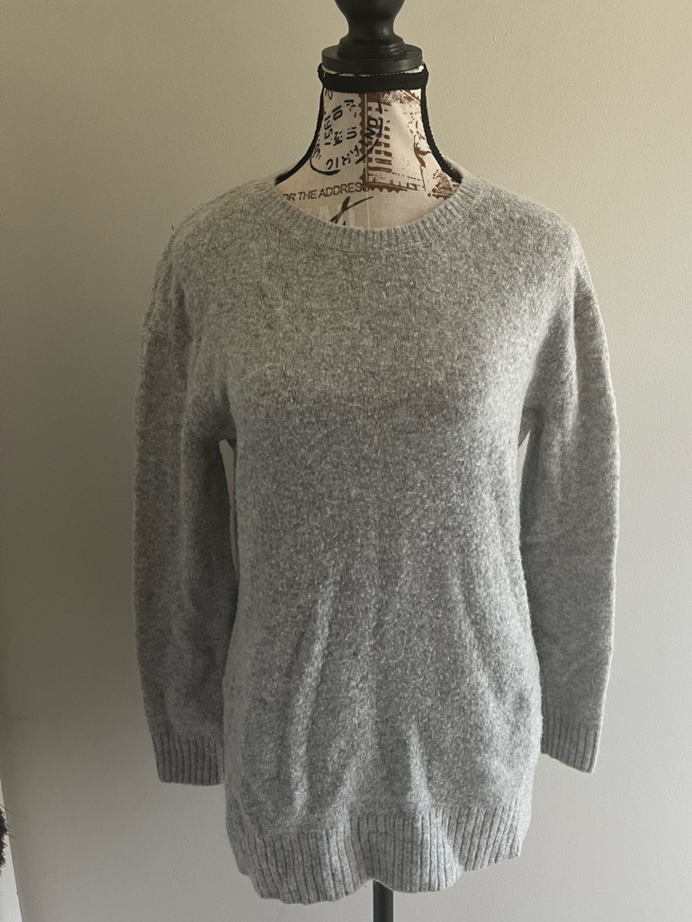 Classic Women's Crewneck Sweater - Gray